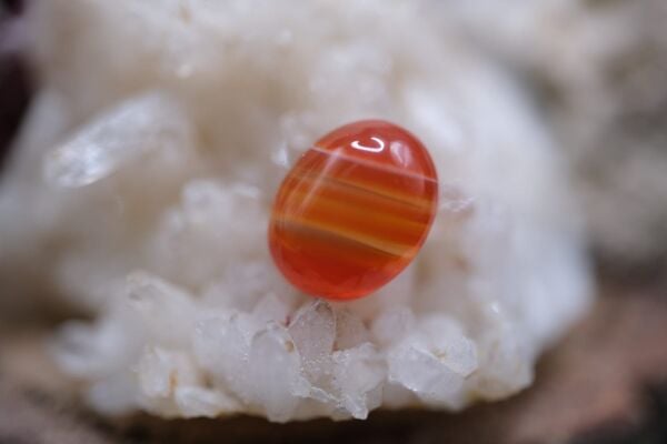 2.95ct 10.3x8.2mm Natural Banded Agate