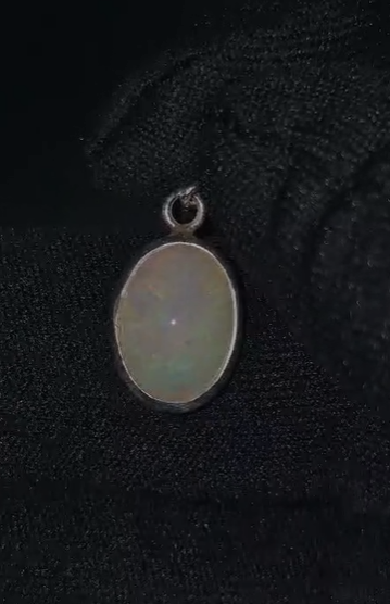 1.45 gr Natural Ethiopia Opal 925 Ayar Gümüş Kolye Ucu