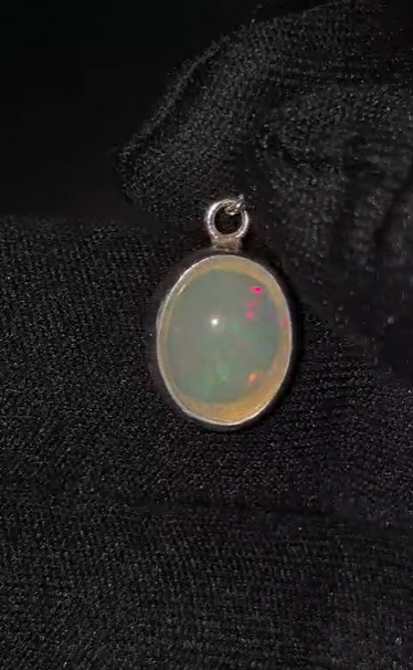 1.83 gr Natural Ethiopia Opal 925 Ayar Gümüş Kolye Ucu