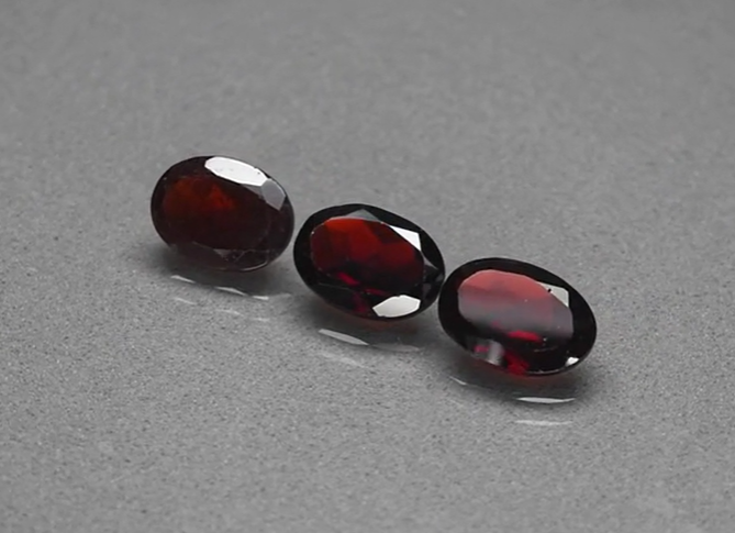 6.81ct  3pcs Lot t.w Oval Natural Red Almandine Garnet, Africa