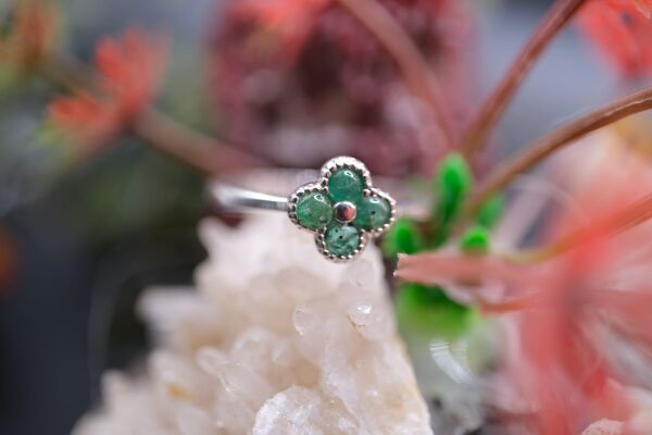 0.47ct Natural Zümrüt 925 Ayar Gümüş Yüzük ( No:14)