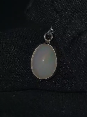 1.42 gr Natural Ethiopia Opal 925 Ayar Gümüş Kolye Ucu