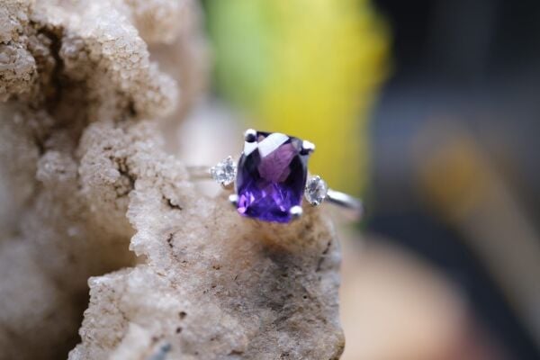 1.10ct Natural Octagon Ametist 925 Ayar 2.00 Gram Gümüş Yüzük ( Yan taşlar Atomdur) No:13