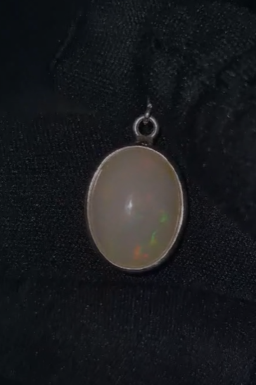 2.75 gr Natural Ethiopia Opal 925 Ayar Gümüş Kolye Ucu