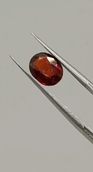 2.60ct 8.6x6.8mm Oval Natural Garnet