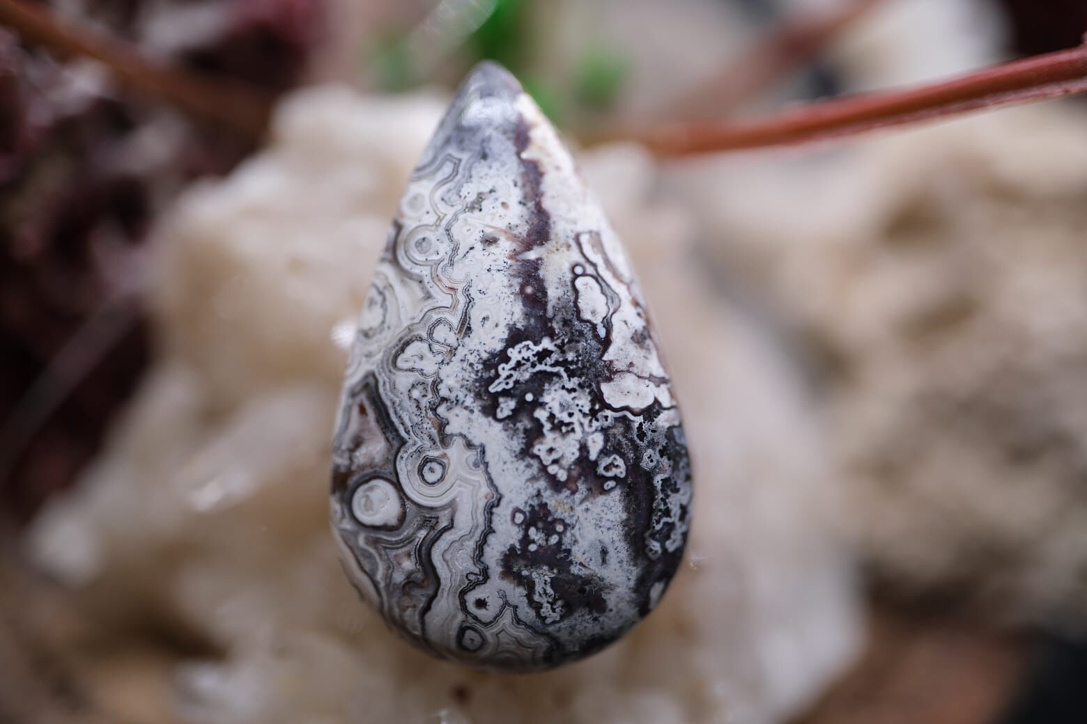 14.60ct 26.2x15.6mm Natural Crazy Lace Agat