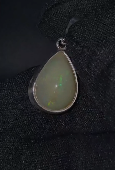 1.43 gr Natural Ethiopia Opal 925 Ayar Gümüş Kolye Ucu