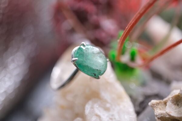 2.16ct 10.3x7.6mm Oval Natural  Zümrüt 925 Ayar Gümüş Yüzük