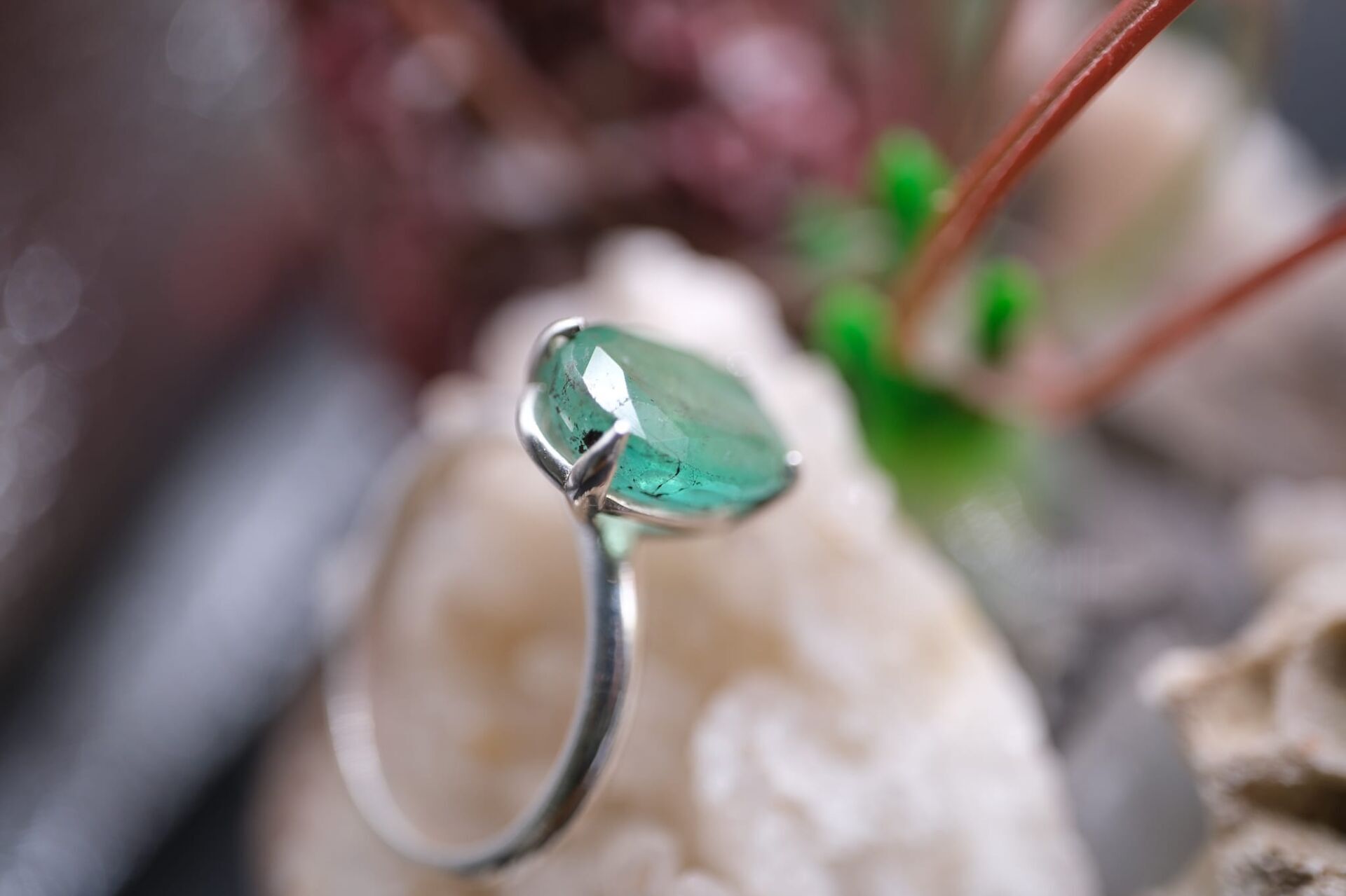 2.40ct 10.1x8mm Oval Natural Zümrüt 925 Ayar Gümüş Yüzük