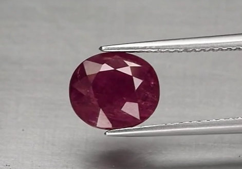 2.87ct 8.7x7.5mm Oval Purplish Red Ruby Tanzania *Heated