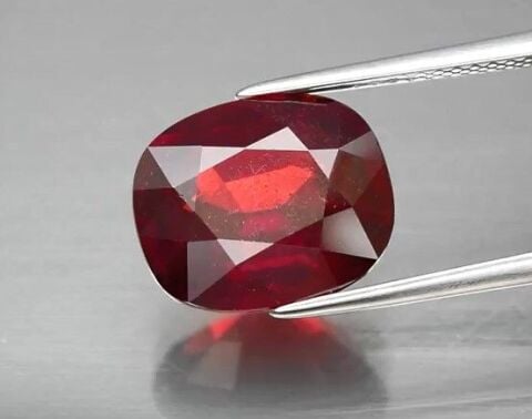 6.43ct 12x10mm Cushion Natural Reddish Orange Garnet, Mozambique