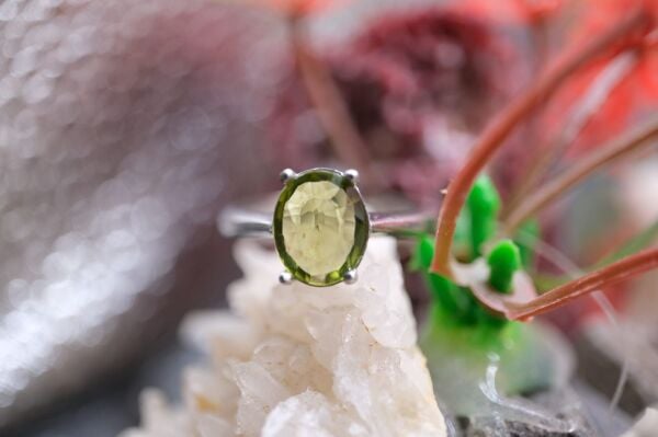1.44ct VS Natural Peridot Taşlı 2.46gr 925 Ayar Gümüş Yüzük