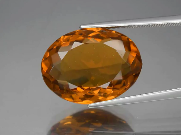 12.51ct 17.5x13mm VS Oval Natural Yellow Citrine, Brazil