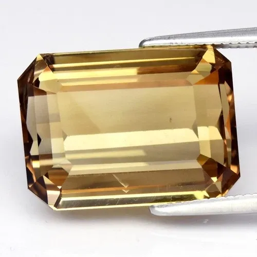 14.06ct 15.2x11.2mm VS Octagon Natural Champagne Topaz - Brazil Gemstone