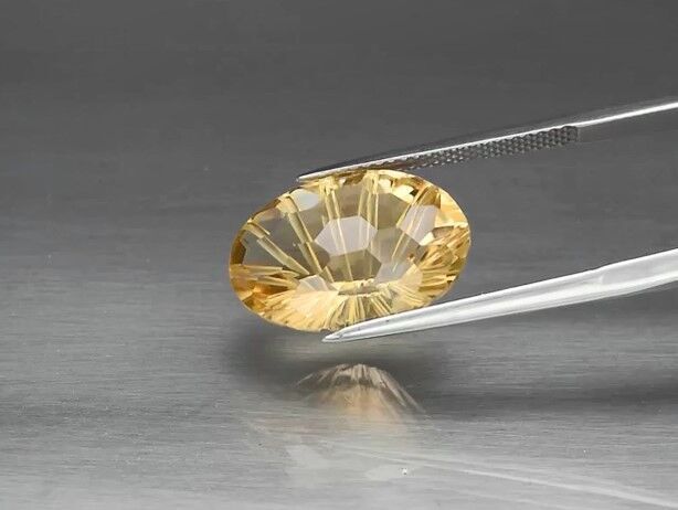 7.61ct 16.4x11mm VVS Oval Natural Yellow Citrine, Brazil