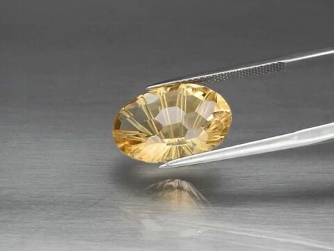 7.61ct 16.4x11mm VVS Oval Natural Yellow Citrine, Brazil