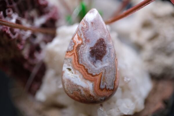 21.80ct 29.7x18.2mm Natural Crazy Lace Agat