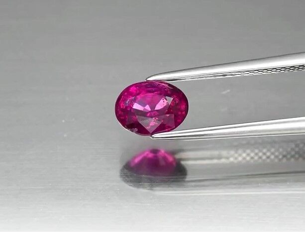 1.25ct 7x5.2mm Oval Natural Pinkish Purple Rhodolite Garnet, Mozambique