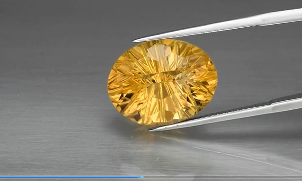 10.68ct 16.6x12.8mm VVS Oval Natural Yellow Citrine, Brazil