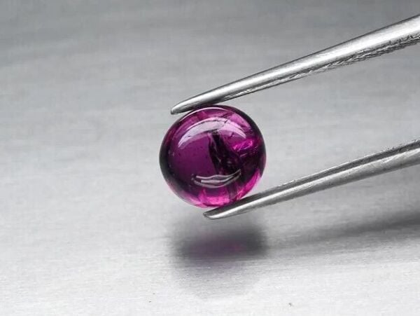 2.42ct 7.4x7mm Oval Cabochon Natural Pinkish Purple Rhodolite Garnet, Mozambique