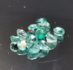 1.35ct 12pcs 2.8 to 3mm Diamond Cut Natural Emerald