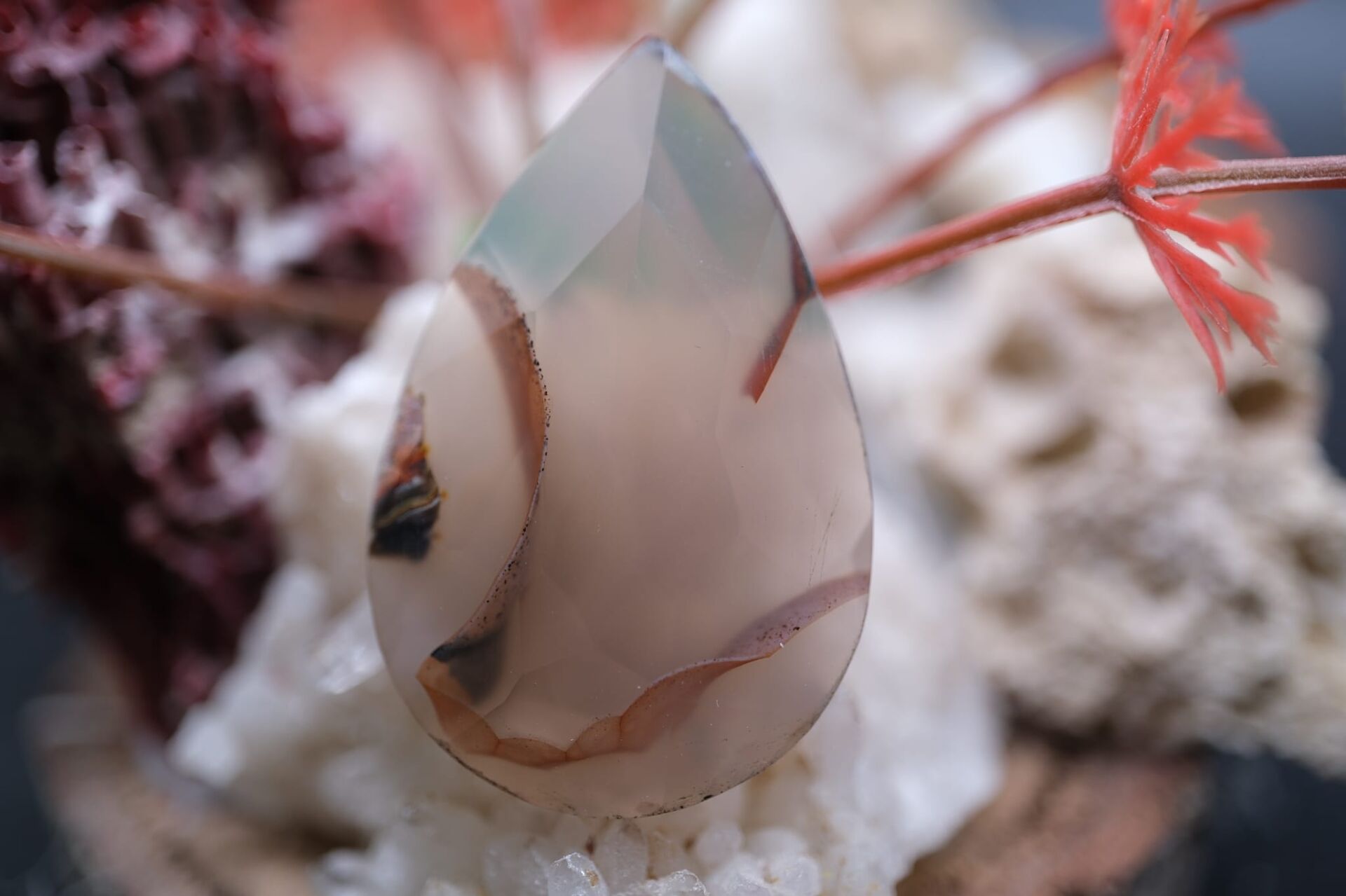 28.20ct 35.7x22.8mm Natural Stick Agate