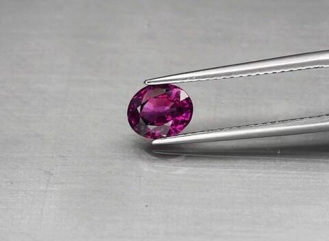 1.17ct 6.8x5.6mm Oval Natural Pinkish Purple Rhodolite Garnet, Tanzania