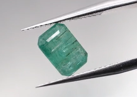 1.69ct 6.9x5.5mm Octagon Natural Emerald