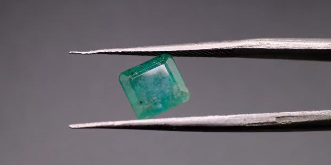 1.72ct 7x6.5mm Octagon Green Emerald, Zambia