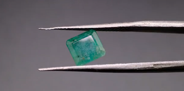 1.72ct 7x6.5mm Octagon Green Emerald, Zambia