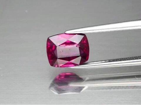 2.70ct 8.6x7mm Cushion Natural Pinkish Purple Rhodolite Garnet, Mozambique