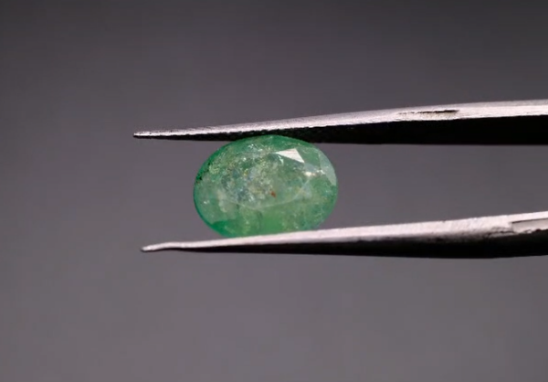 2.45ct  9.7x7.6mm Oval Natural Emerald Zambia