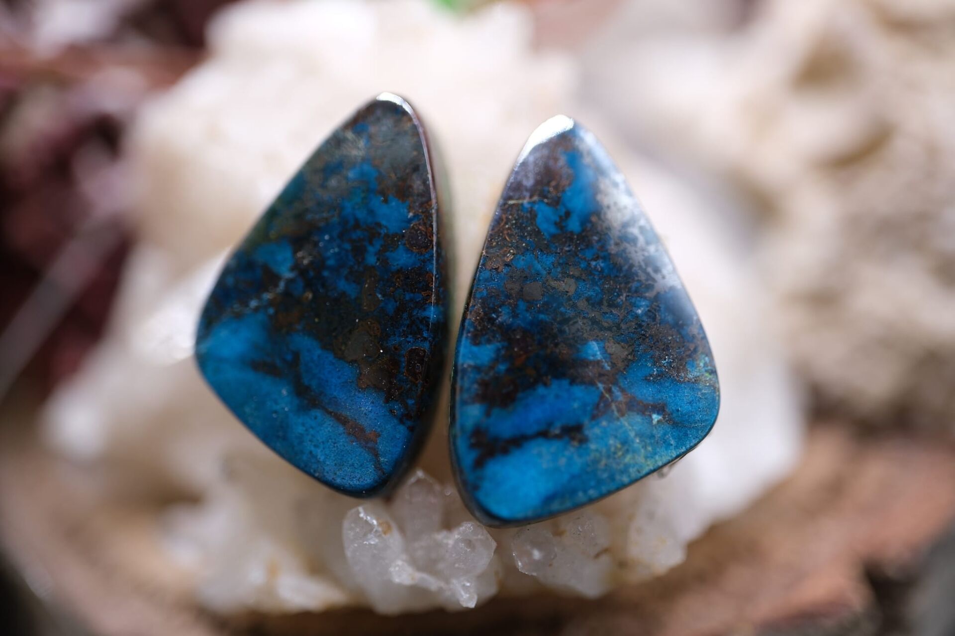20.00ct 18.5x12.4mm Natural Pear Azurite Pair