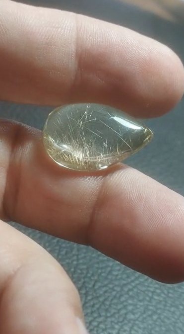 24.50ct 16.8x24.2mm Natural Golden Rutilated Quartz