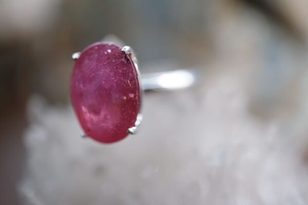 3.80ct 11x8mm Natural Glass Filling Yakut Kadın Yüzük