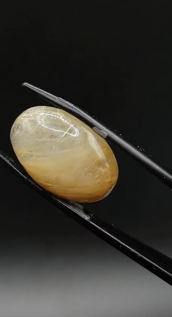 15.00ct 20.8x14mm Oval Natural Golden Rutilated Quartz