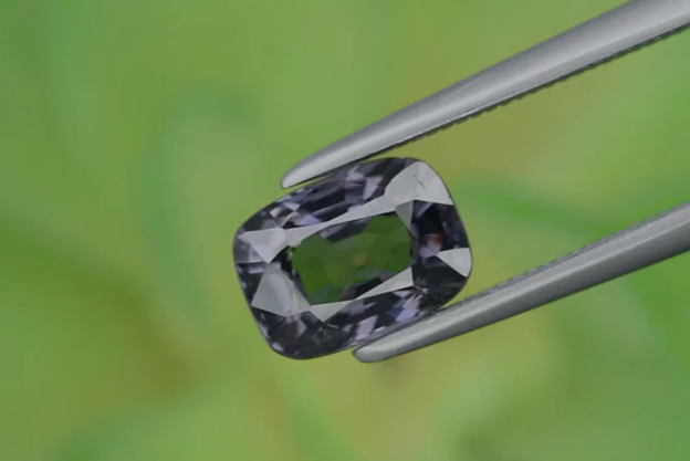 IGSL Sertifikalı - 1.24ct 7x5.2mm VS Cushion Natural Purple Spinel Gemstone, Myanmar