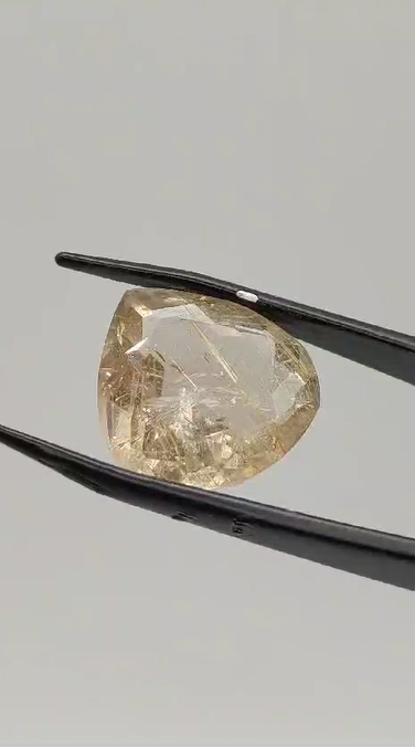 15.65ct 17.7x17.8mm Pear Natural Golden Rutilated Quartz