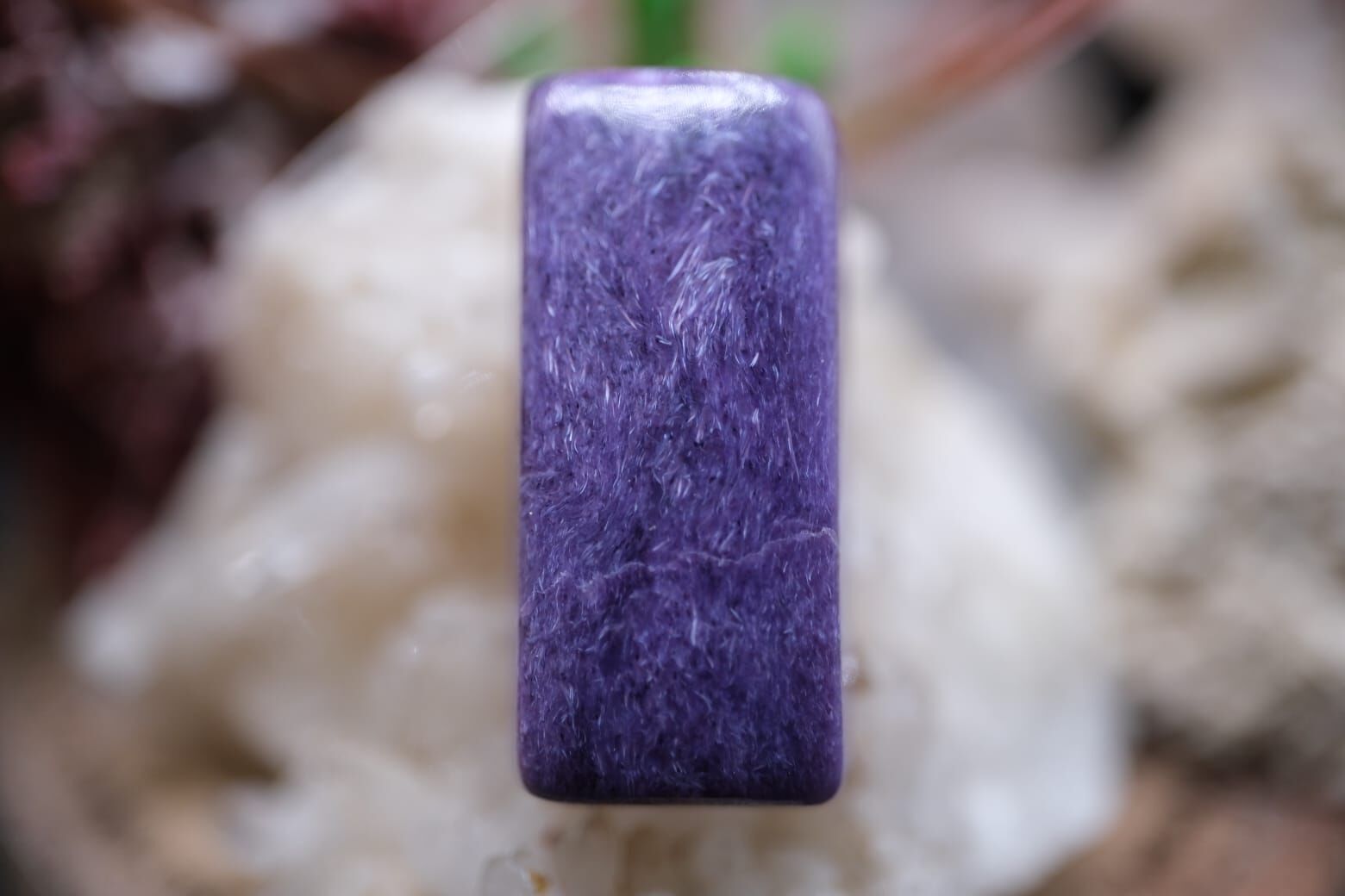 15.45ct 24.3x11.4mm Natural Cheroite