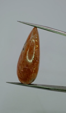 14.50ct 29.6x11.2mm Pear Cabachon Natural Sunstone