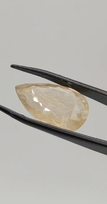 20.00ct 23.2x15.7mm Pear Natural Golden Rutilated Quartz Faceted