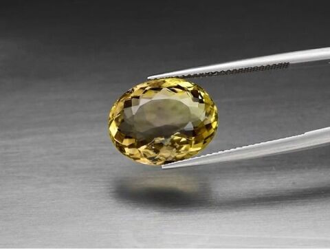 9.12ct 15.3x12mm VVS Oval Natural Yellow Quartz Brazil, Ravishing!