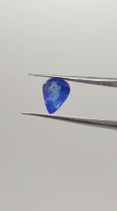 1.65ct 8.66x6.39mm Pear Natural Violet Blue Tanzanite. Tanzania