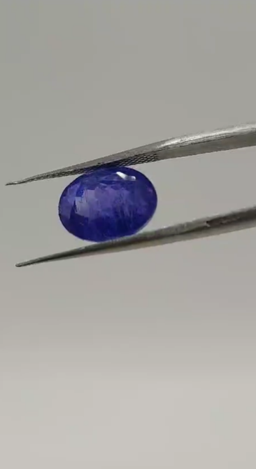 7.20ct 12.3x9.3mm Oval Natural Violet Blue Tanzanite. Tanzania