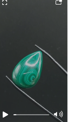 18.70ct 25.7x16.4mm Natural Malachite