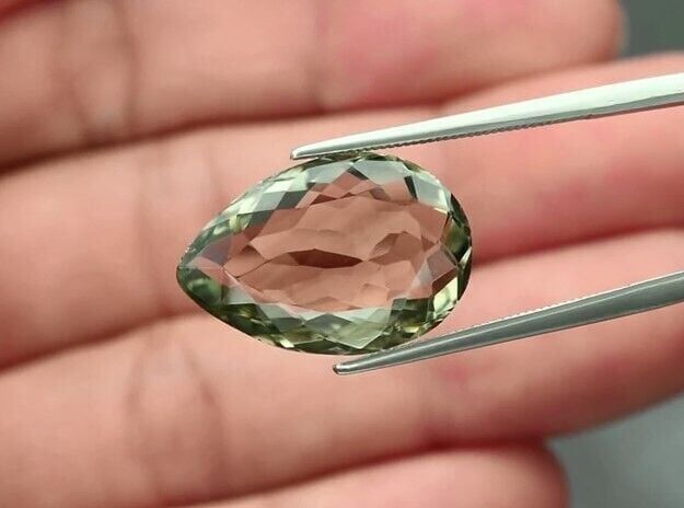 9.67ct 18.3x12.4mm VS Pear Natural Green Quartz, Brazil