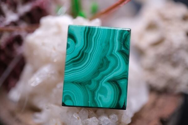 13.35ct 21x16.3mm  Natural Malachite