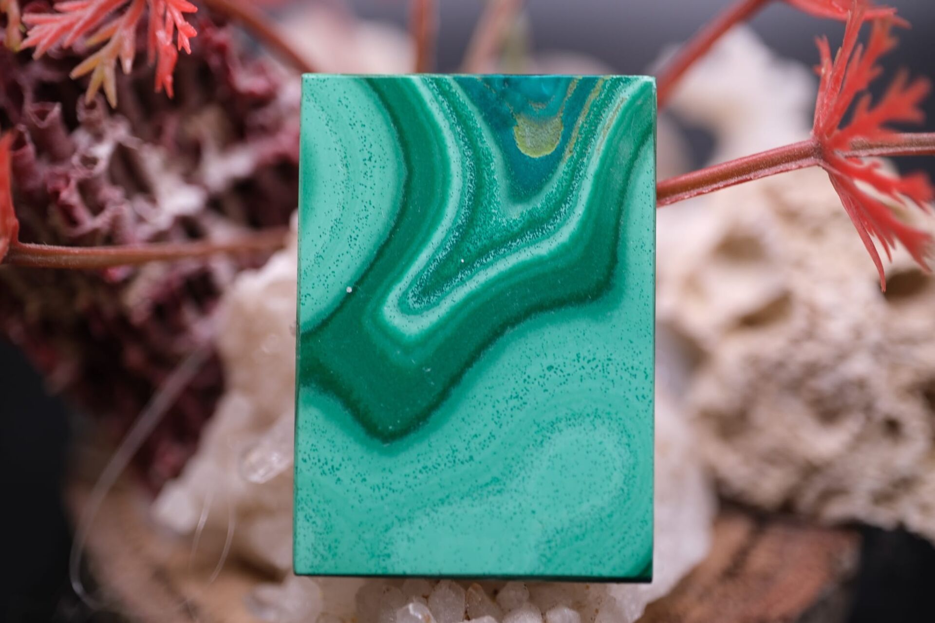 27.25ct 33.8x23.9mm Natural Malachite