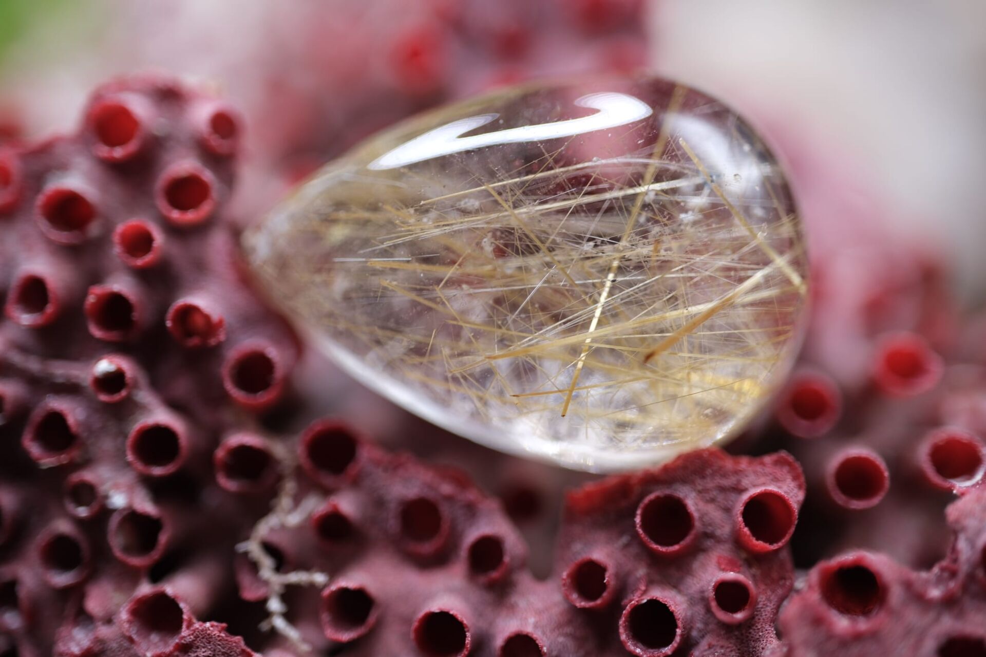 17.70ct 21.8x15.2mm Natural Golden Rutilated Quartz