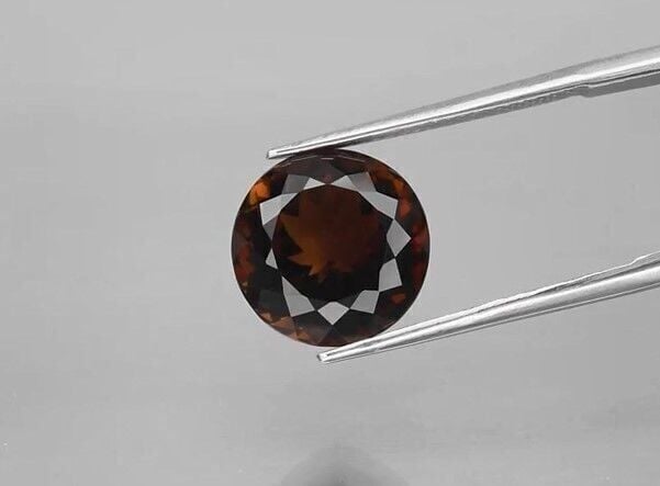 8.34ct 11.8mm VS Round Natural Champagne Topaz, Brazil